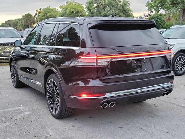 Certified 2024 Lincoln Aviator Black Label AWD/4WD image 4