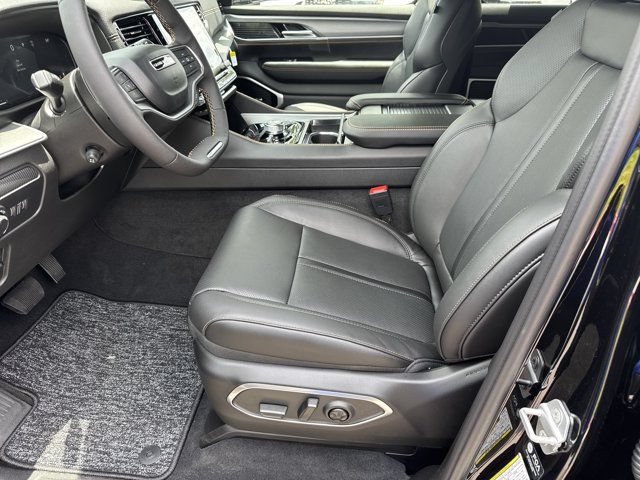 New 2026 Jeep Grand Wagoneer 4WD image 10