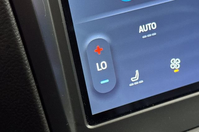 Used 2024 Ford Edge SEL image 29