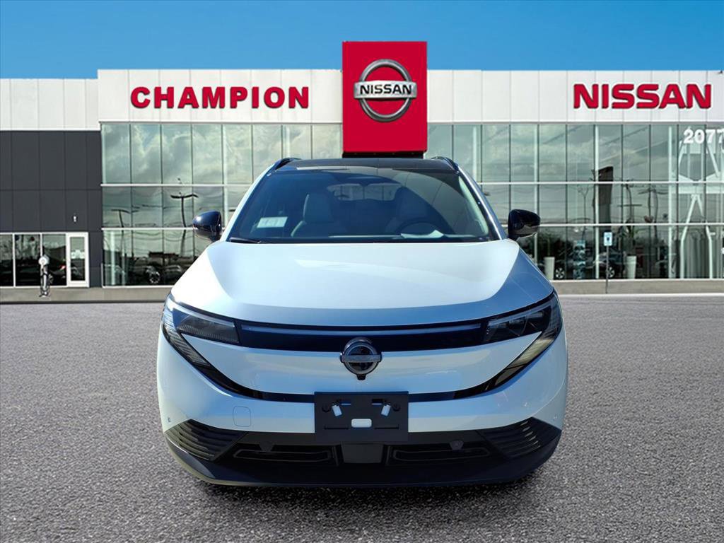 New 2026 Nissan Leaf Platinum+ FWD image 2