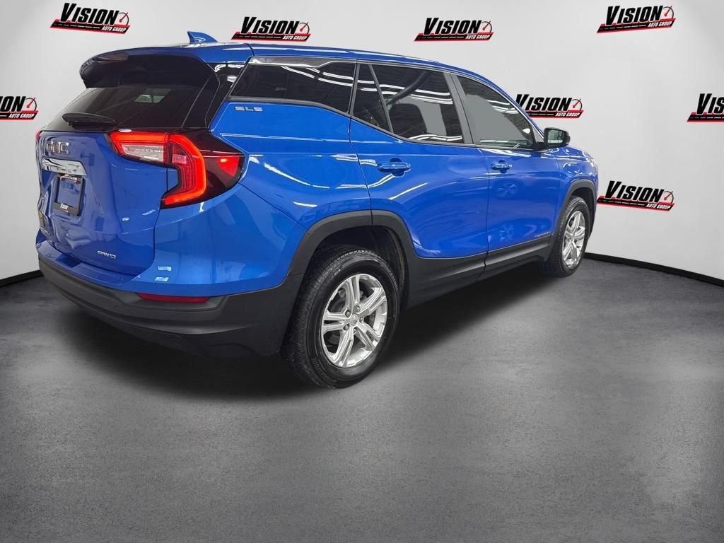 Used 2024 GMC Terrain SLE AWD/4WD image 5
