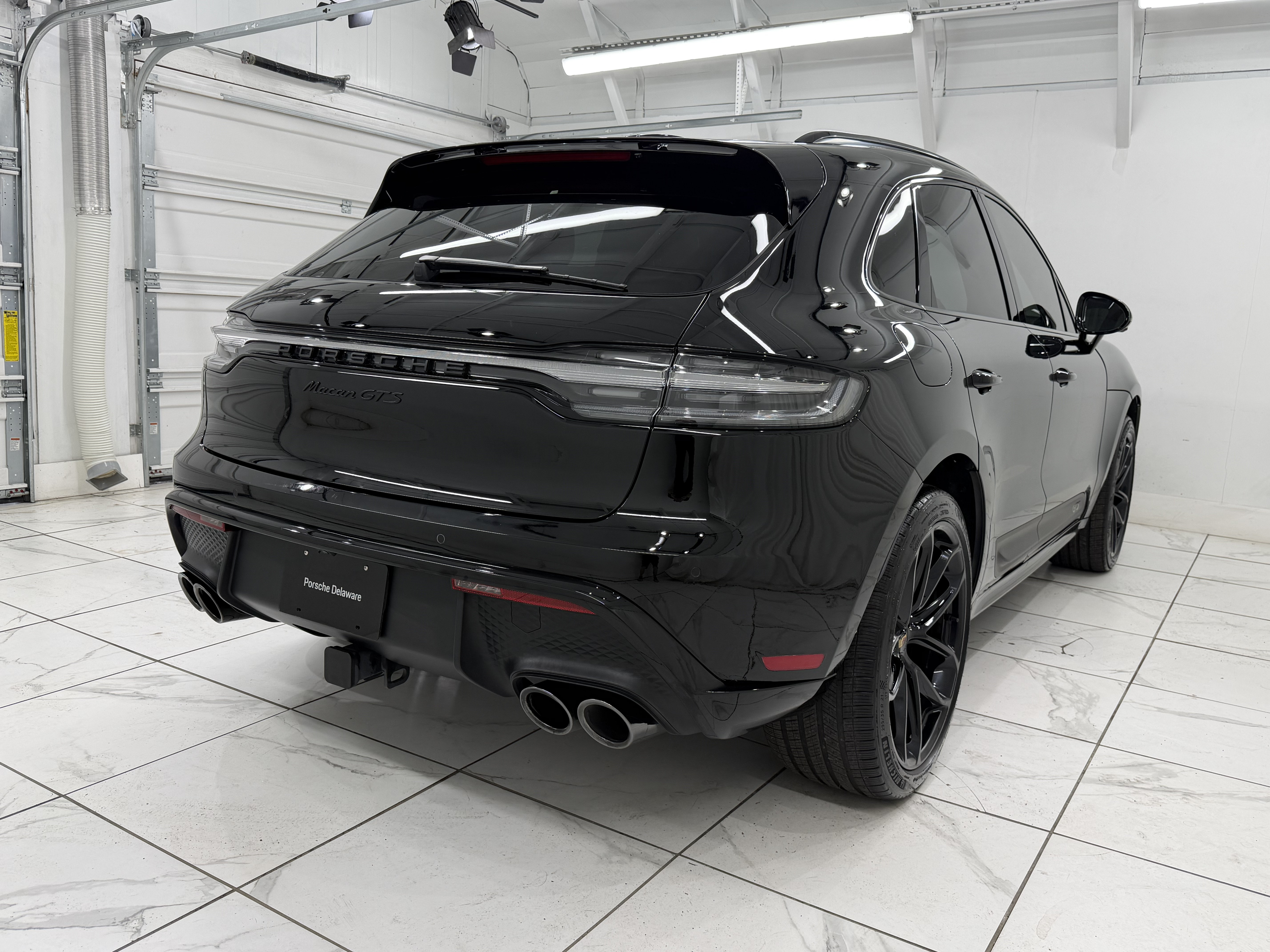 Used 2026 Porsche Macan GTS AWD/4WD image 12