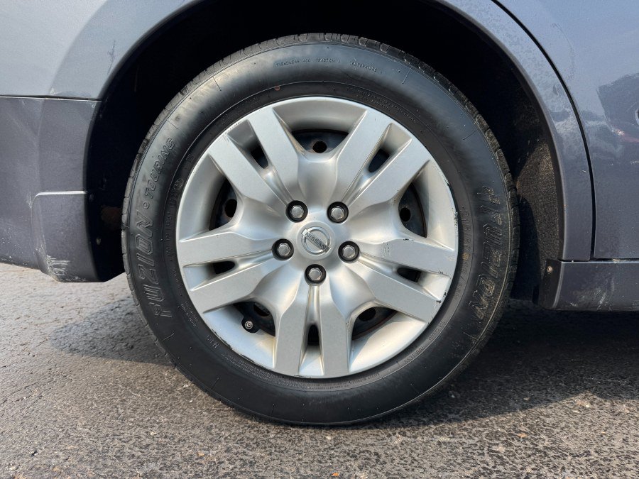 Used 2012 Nissan Altima Sedan FWD image 12