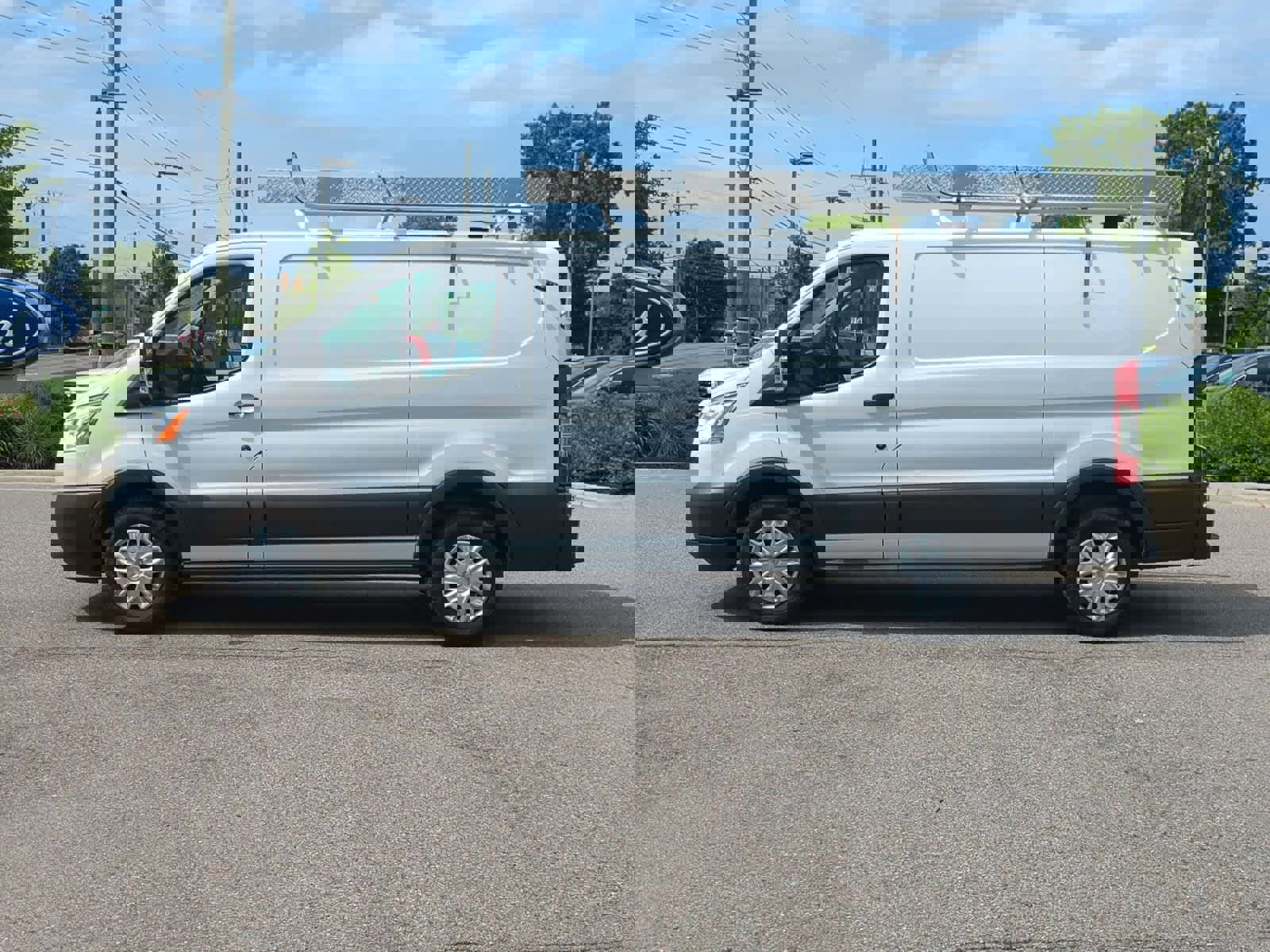 Used 2018 Ford Transit 150 130 Low Roof w/ Exterior Upgrade Package image 5