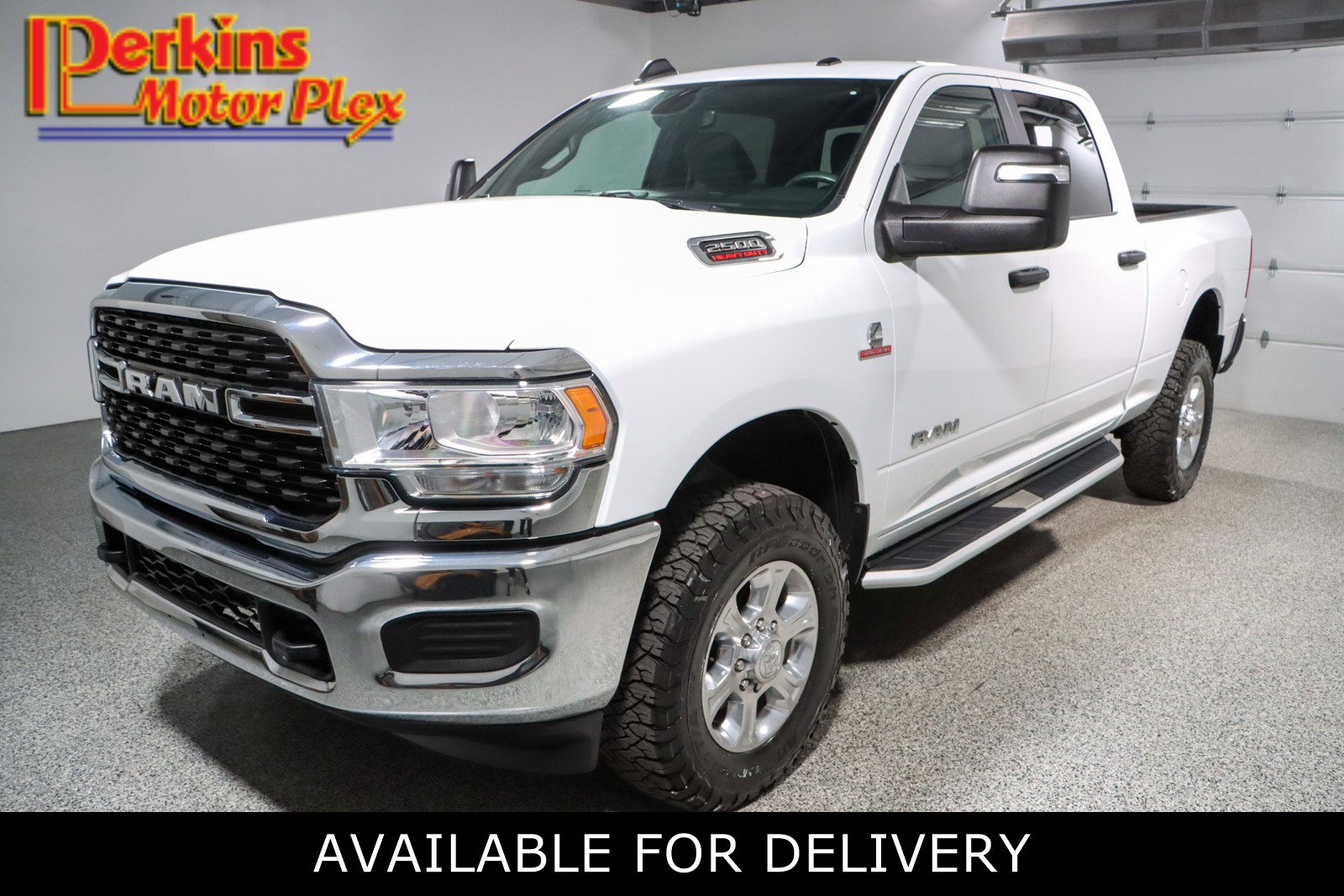 Used 2023 RAM 2500 Big Horn w/ Cold Weather Group image 1