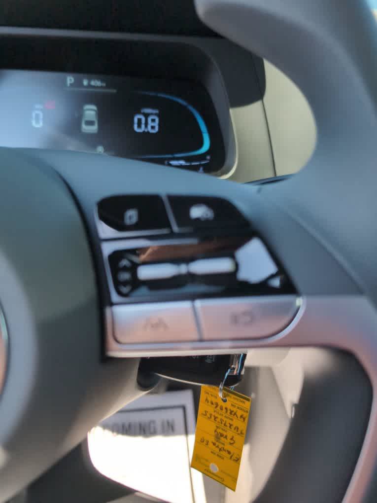 New 2026 Hyundai Elantra SE FWD image 34