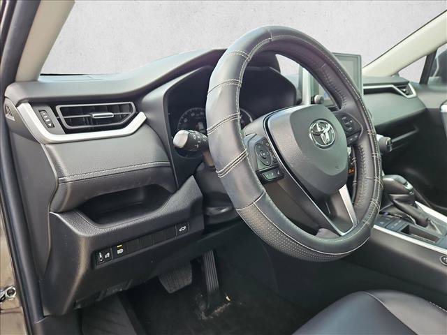 Used 2023 Toyota RAV4 XLE Premium FWD image 10