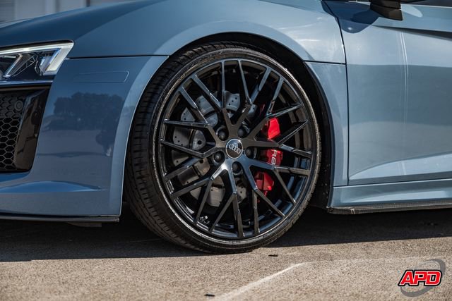 Used 2018 Audi R8 V10 w/ Premium Package image 59