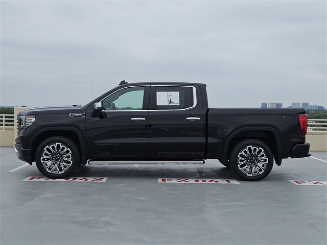 Used 2025 GMC Sierra 1500 Denali Ultimate image 4