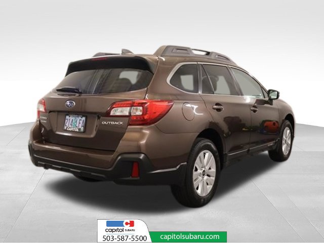 Used 2019 Subaru Outback 2.5i Premium AWD/4WD image 2