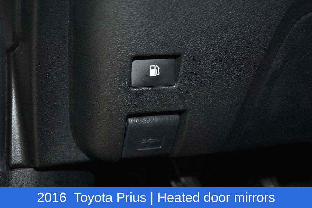Used 2016 Toyota Prius Four image 20