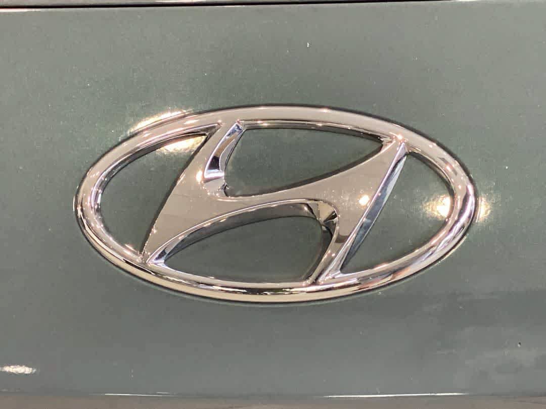 Used 2023 Hyundai Kona SEL w/ Cargo Package AWD/4WD image 10