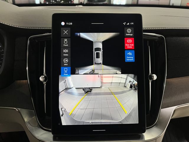 Used 2026 Volvo XC90 B6 Ultra w/ Protection Package image 22