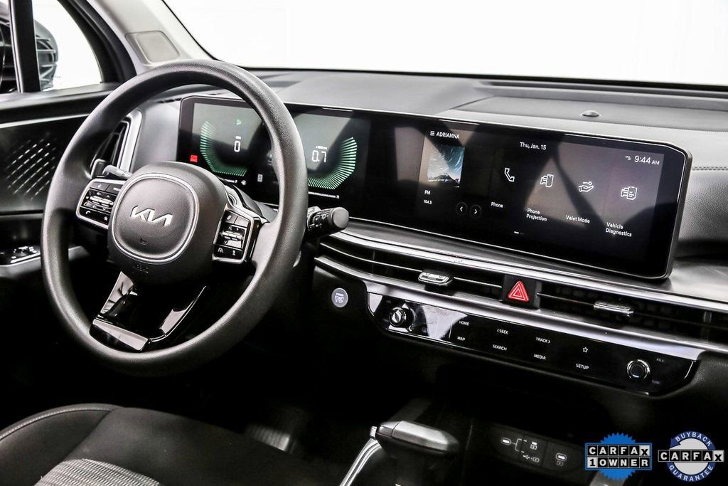 Used 2025 Kia Sorento LX image 18