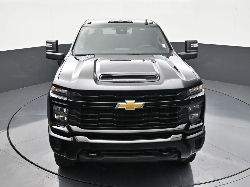 Used 2024 Chevrolet Silverado 2500 Custom w/ Custom Value Package AWD/4WD image 19