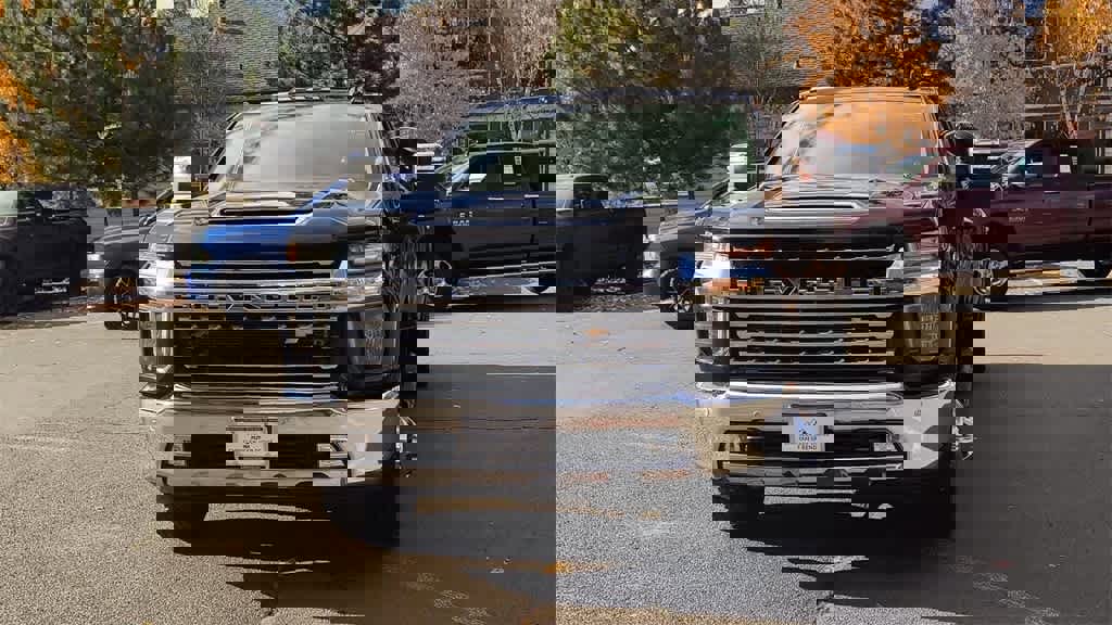 Used 2022 Chevrolet Silverado 3500 LTZ w/ LTZ Plus Package image 4