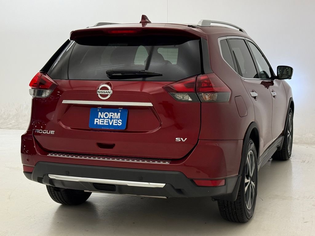 Used 2019 Nissan Rogue SV w/ Premium Package FWD image 9
