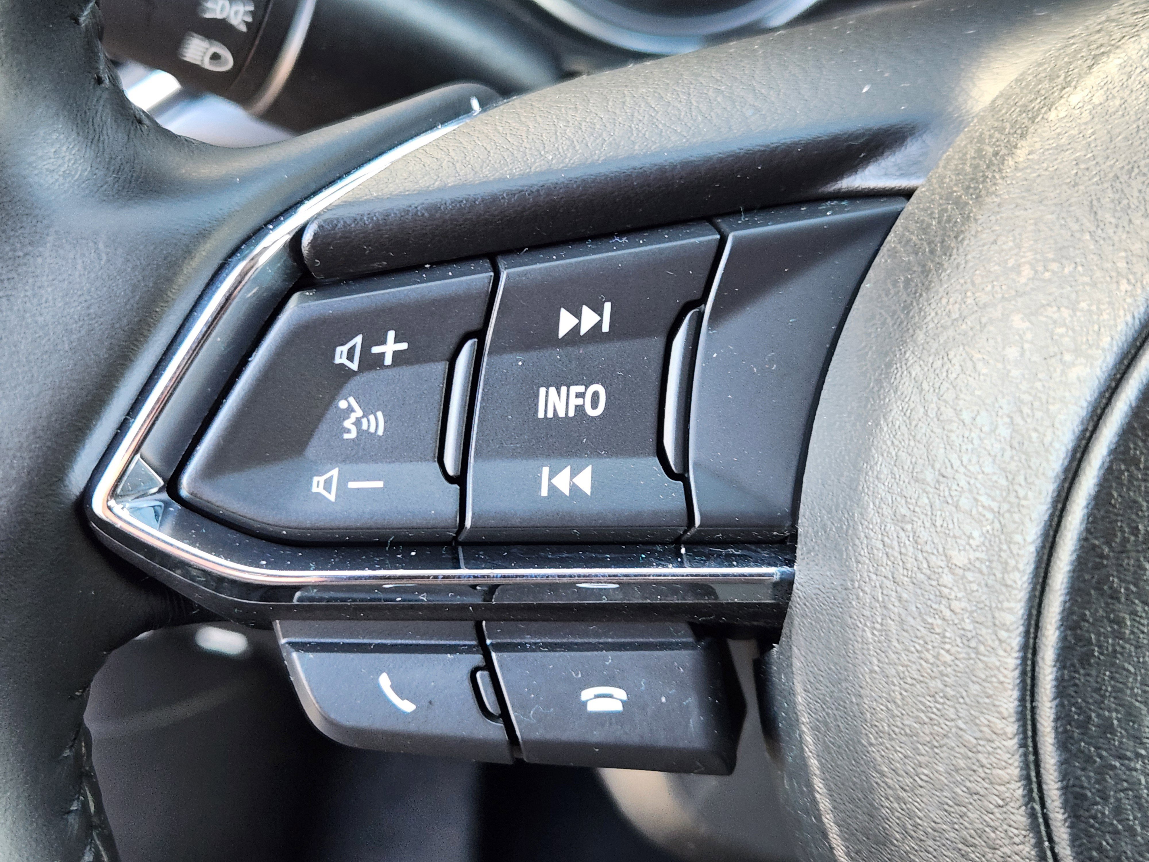 Used 2019 MAZDA CX-5 Touring image 22