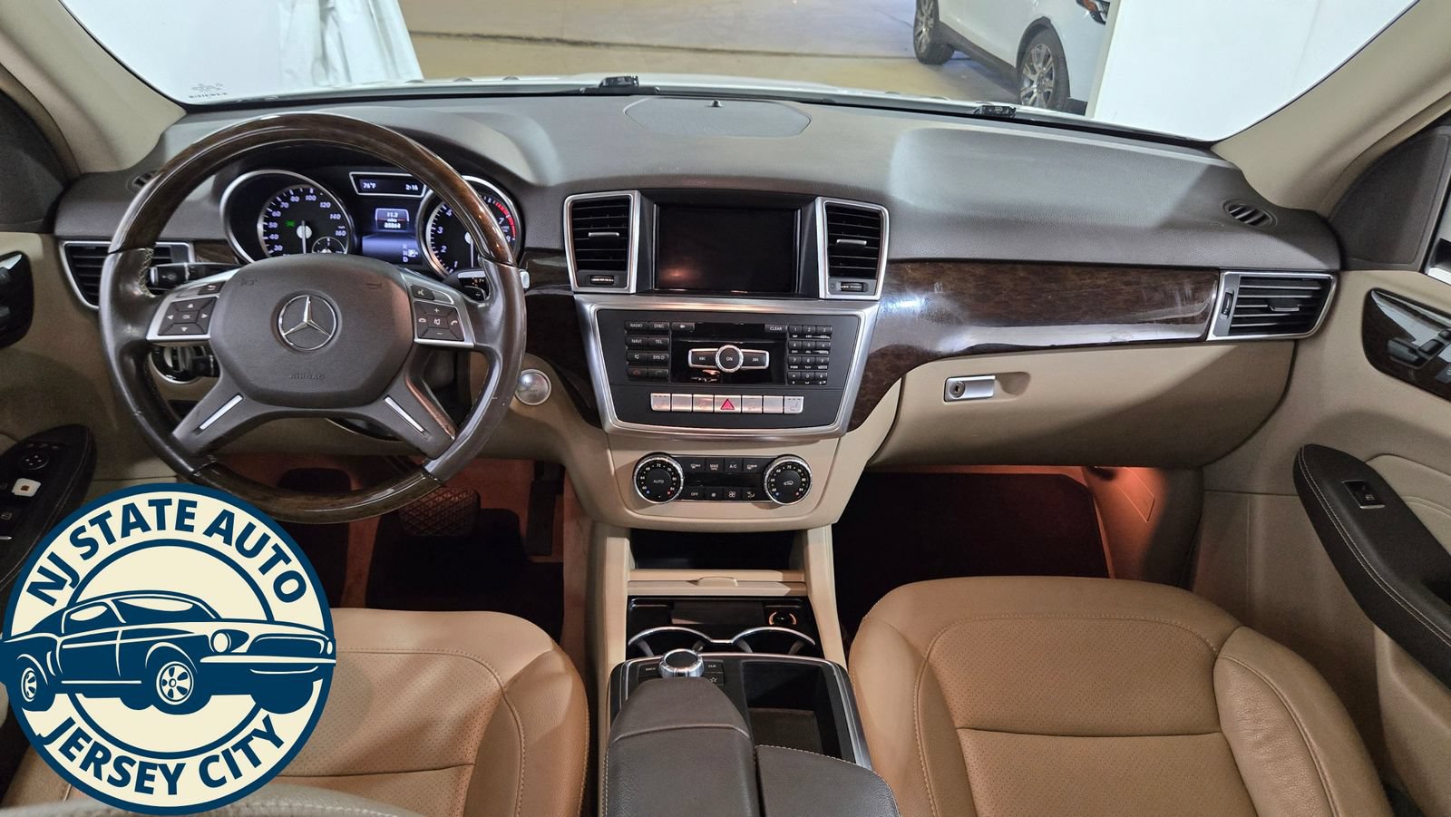 Used 2014 Mercedes-Benz ML 350 4MATIC w/ Premium 1 Package image 28