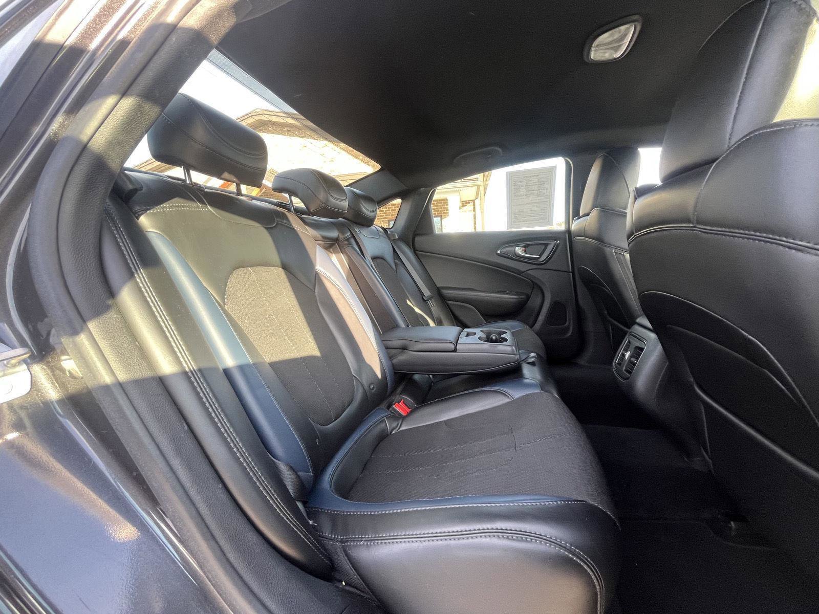 Used 2016 Chrysler 200 S w/ Comfort Group image 16