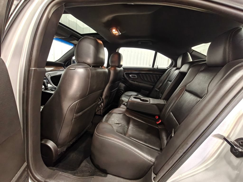 Used 2016 Ford Taurus Limited w/ Equipment Group 301A AWD/4WD image 33