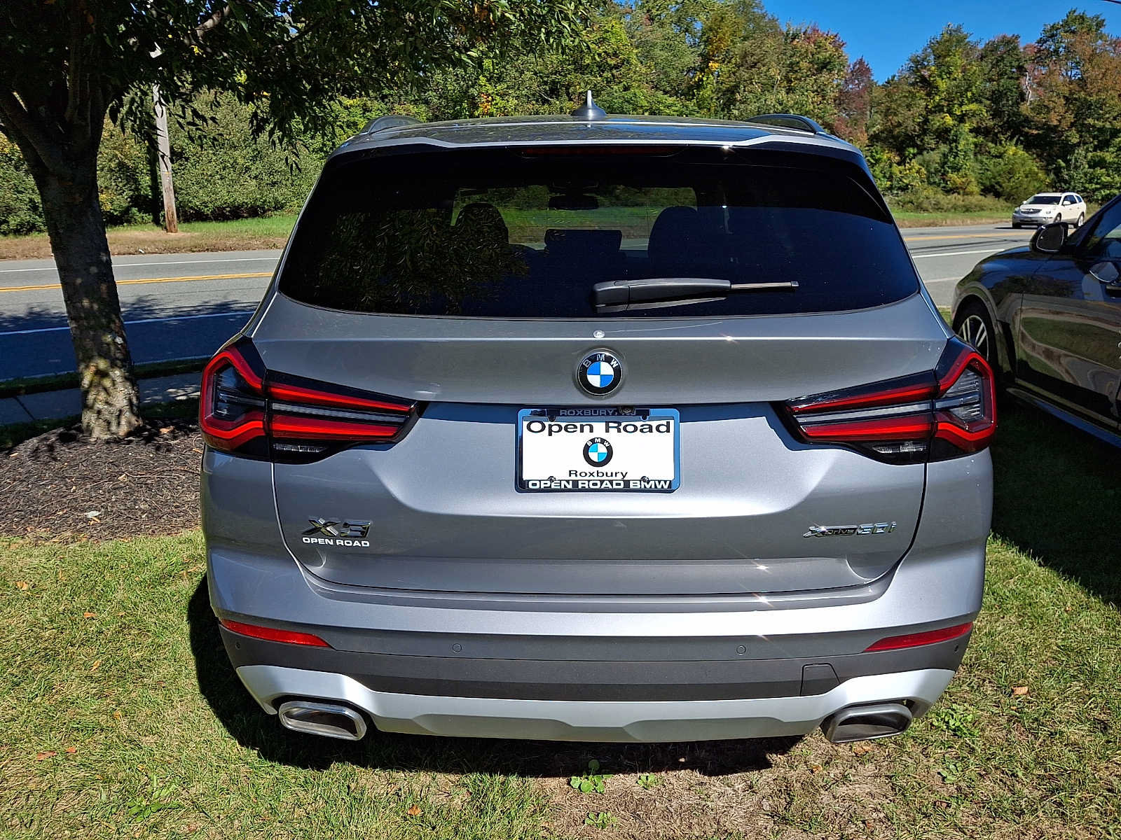 Used 2024 BMW X3 xDrive30i w/ Premium Package w/ZPA AWD/4WD image 5