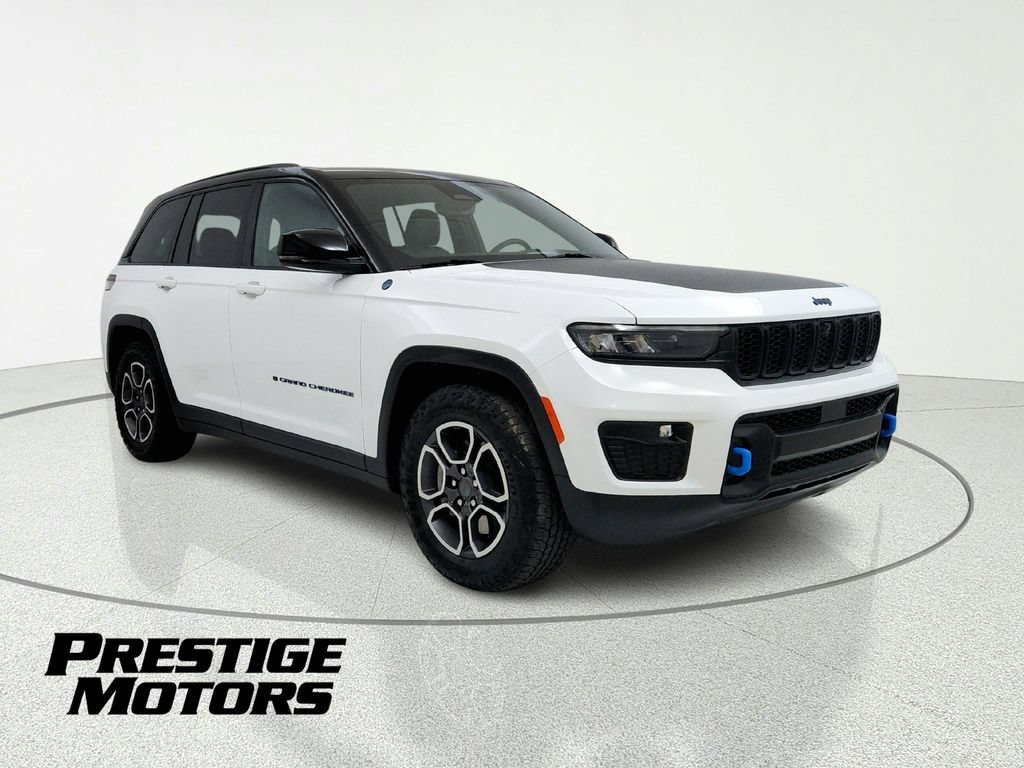 Used 2022 Jeep Grand Cherokee Trailhawk AWD/4WD image 1