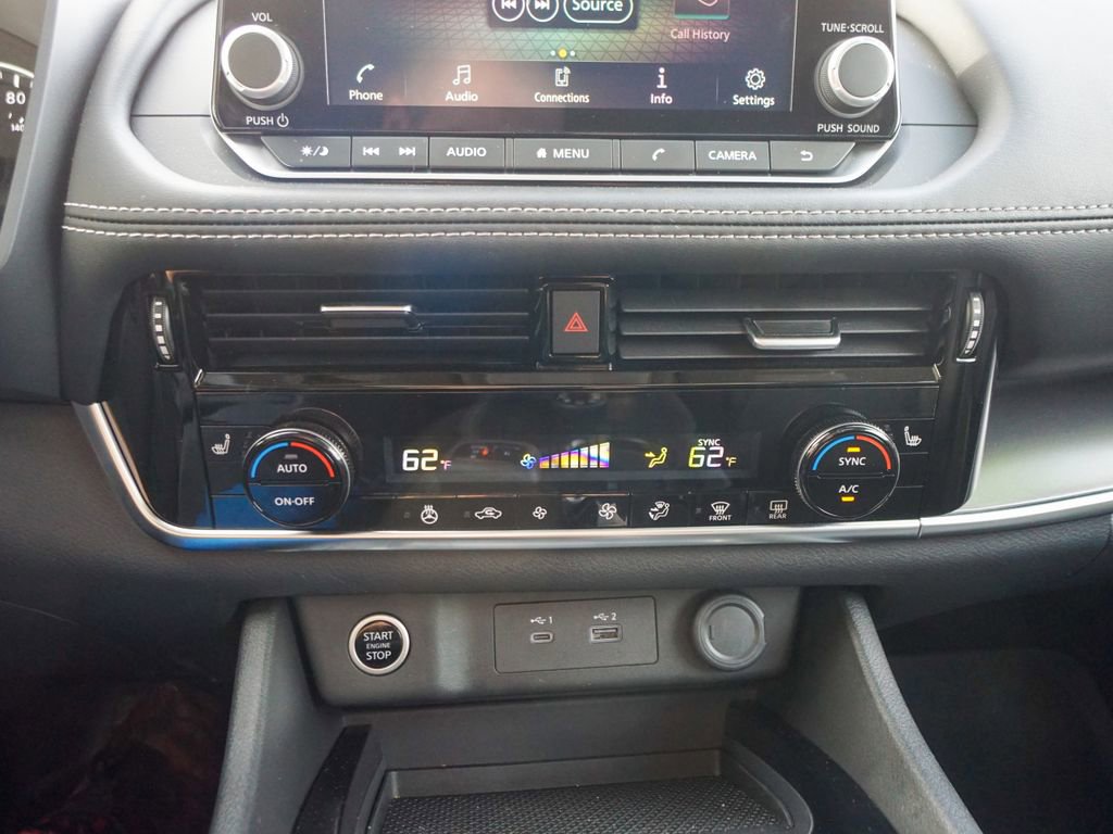 Used 2022 Nissan Rogue SV w/ SV Premium Package image 26