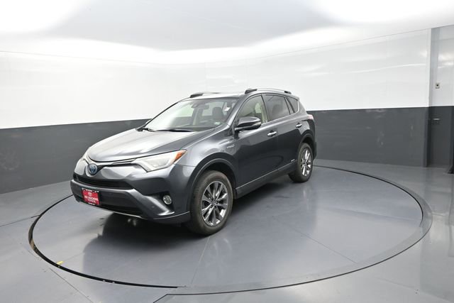 Used 2018 Toyota RAV4 Limited AWD/4WD image 37