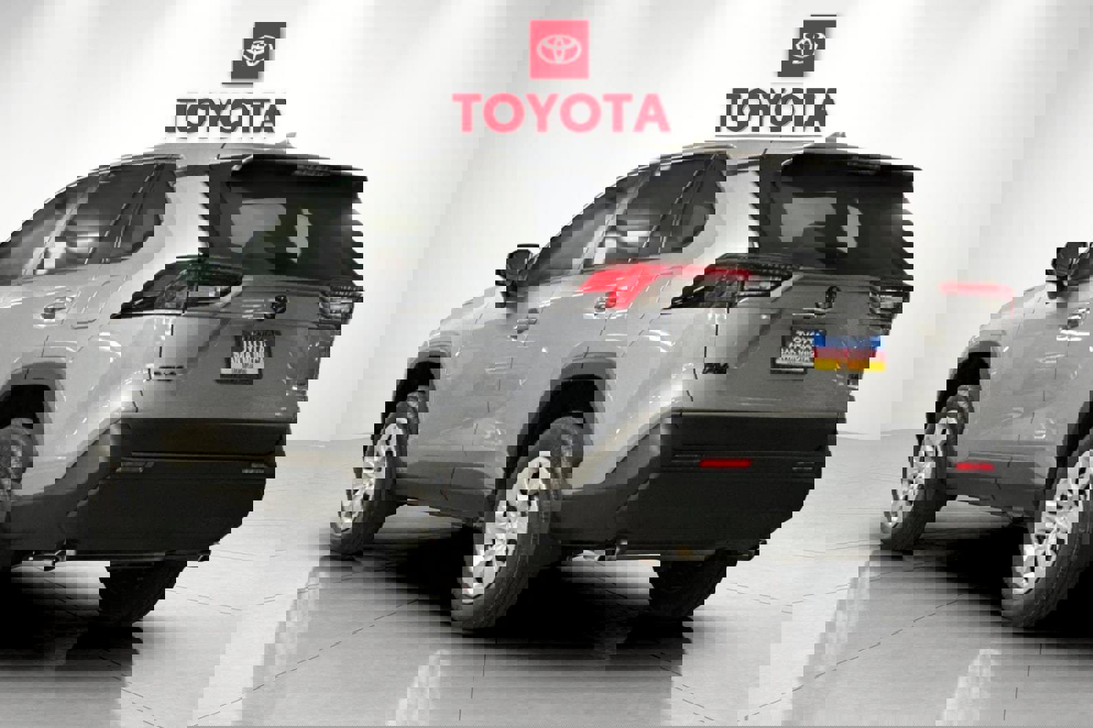 New 2025 Toyota RAV4 LE image 5