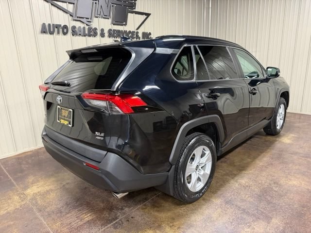 Used 2021 Toyota RAV4 XLE w/ Convenience Package AWD/4WD image 8