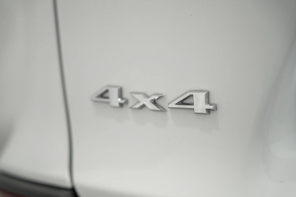 Certified 2022 Jeep Cherokee Latitude Lux w/ Sun & Sound Group AWD/4WD image 8