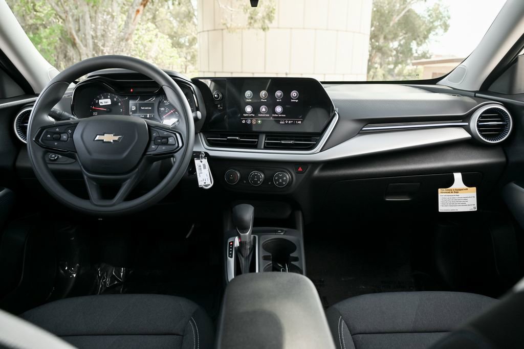 New 2026 Chevrolet Trax LS w/ LS Convenience Package FWD image 17