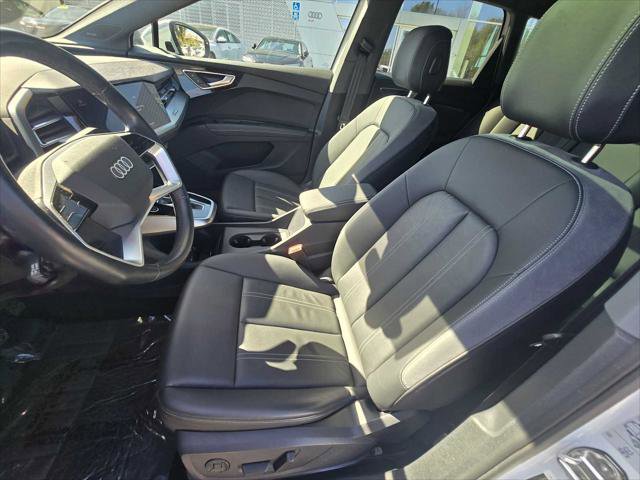 Used 2024 Audi Q4 e-tron Prestige image 25