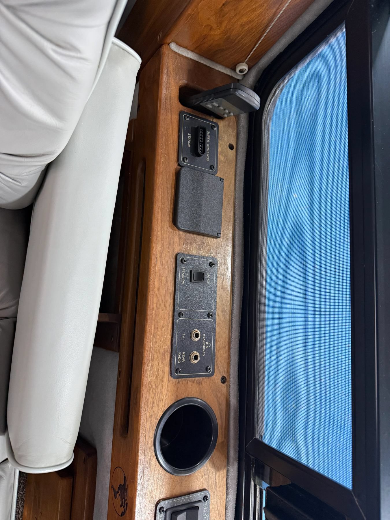 Used 1995 GMC G2500 Vandura RWD image 46