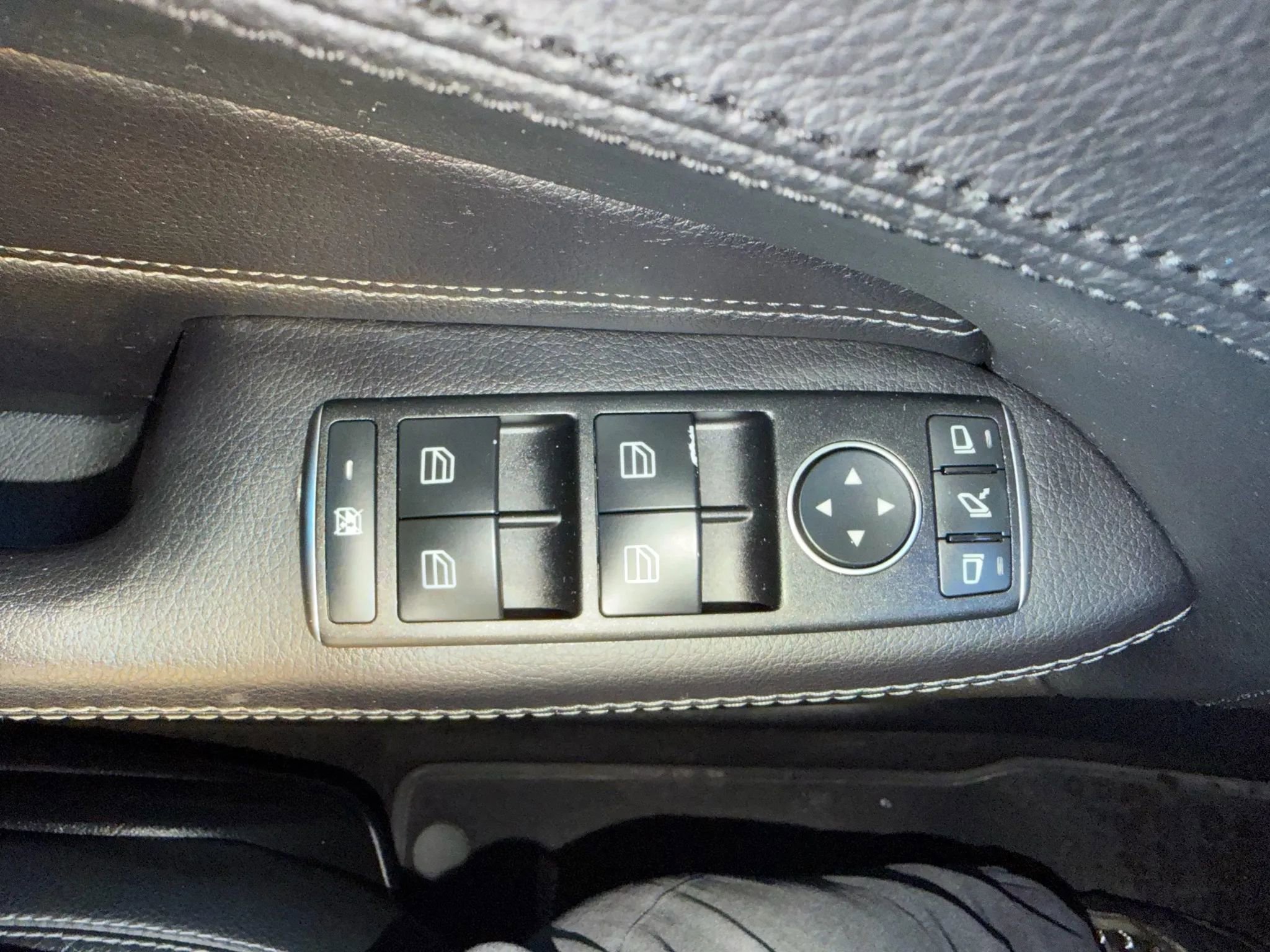 Used 2018 Mercedes-Benz GLE 43 AMG 4MATIC image 23