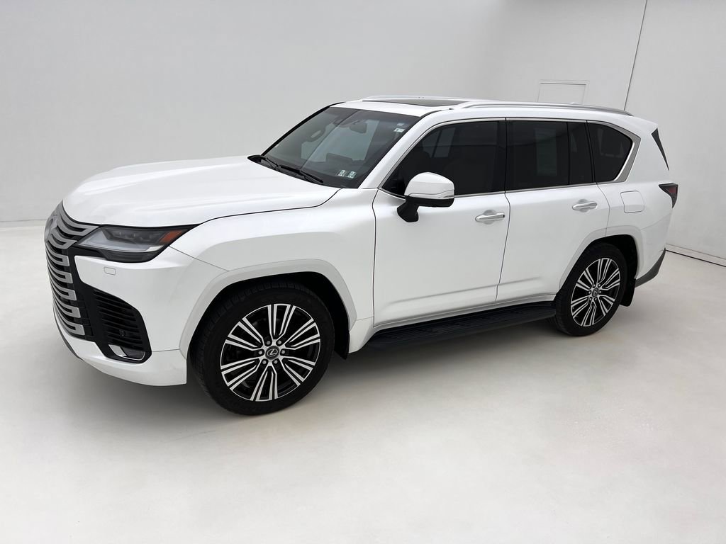 Certified 2024 Lexus LX 600 4WD w/ Luxury Package image 5