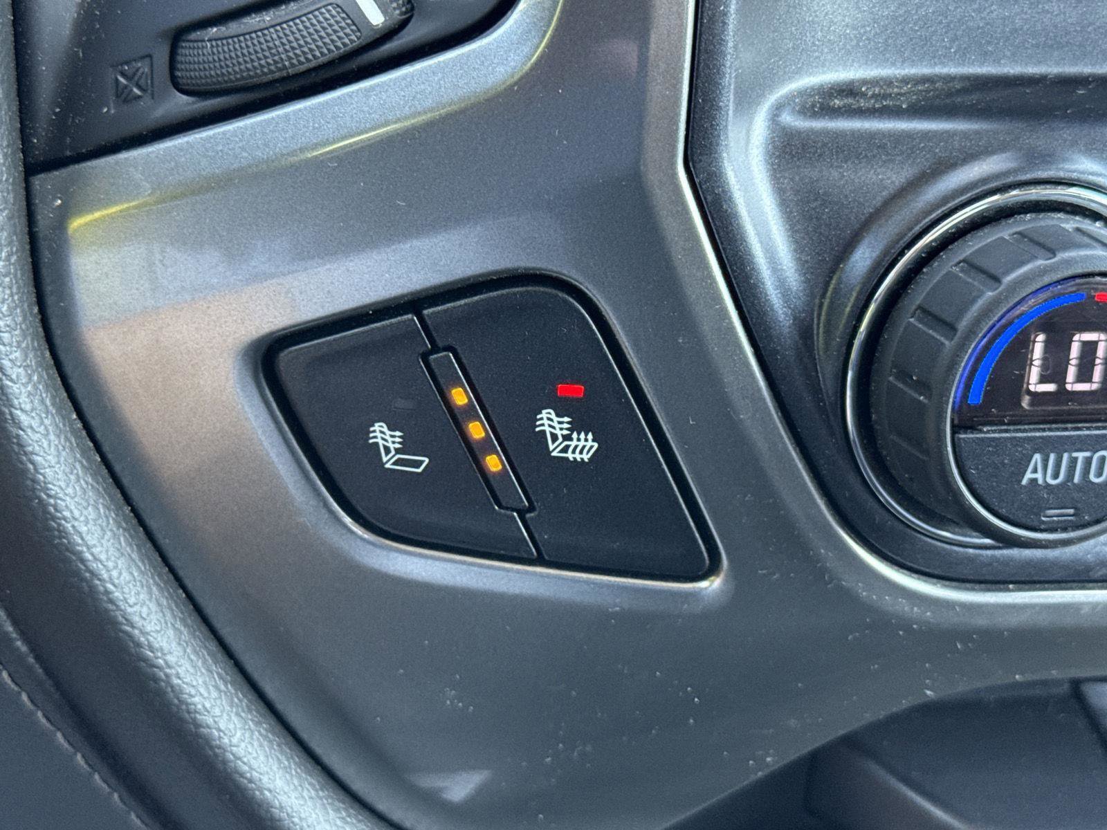 Used 2018 Chevrolet Silverado 1500 LTZ image 18