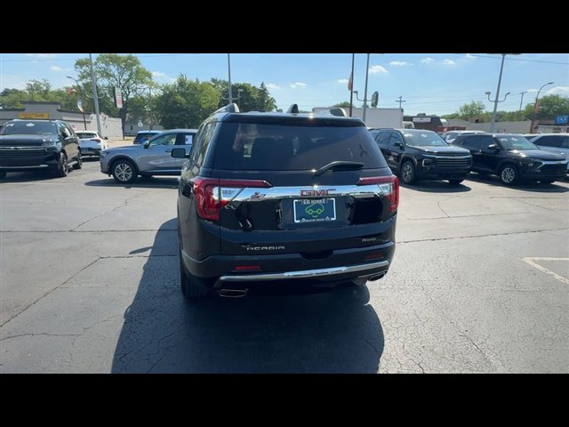 Certified 2023 GMC Acadia Denali w/ Denali Ultimate Package AWD/4WD image 7