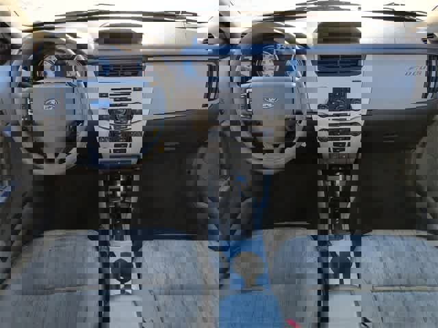 Used 2010 Ford Focus SE image 14