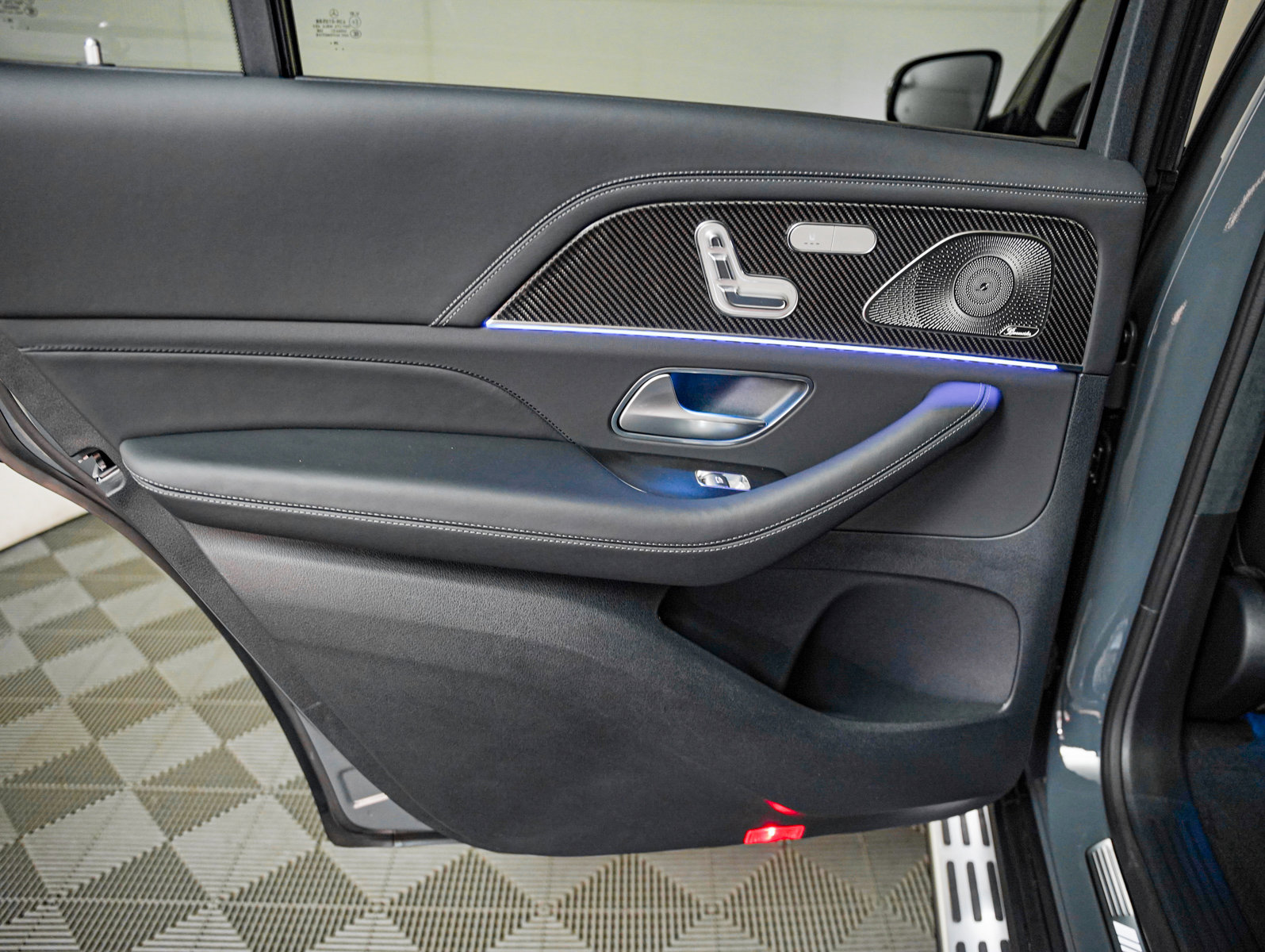 New 2026 Mercedes-Benz GLS 63 AMG 4MATIC image 25