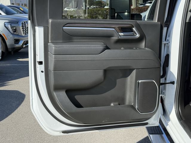 Used 2025 Chevrolet Silverado 2500 LT w/ Convenience Package image 33