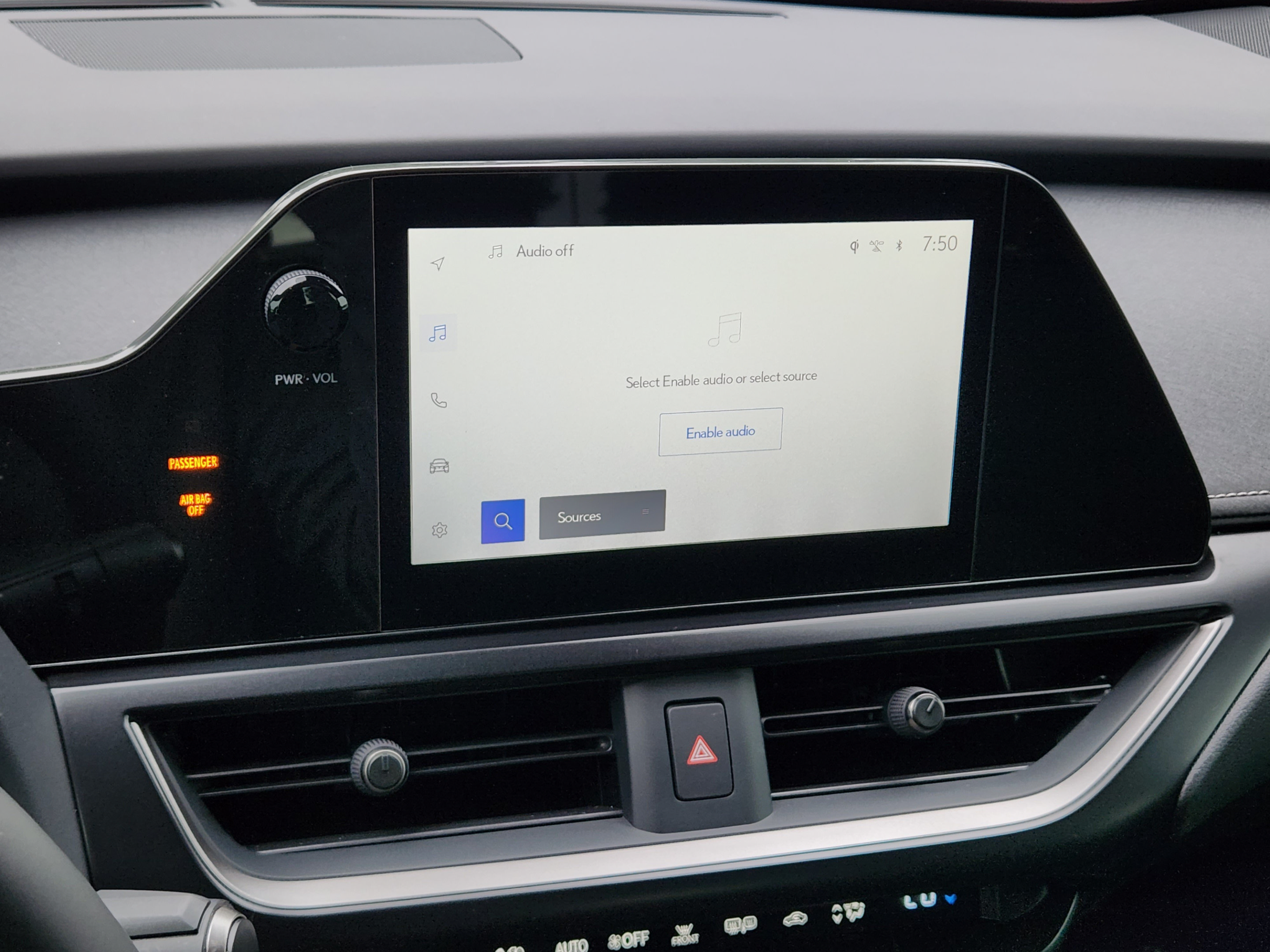 Used 2025 Lexus UX 300h FWD w/ Accessory Package (Z1) image 10