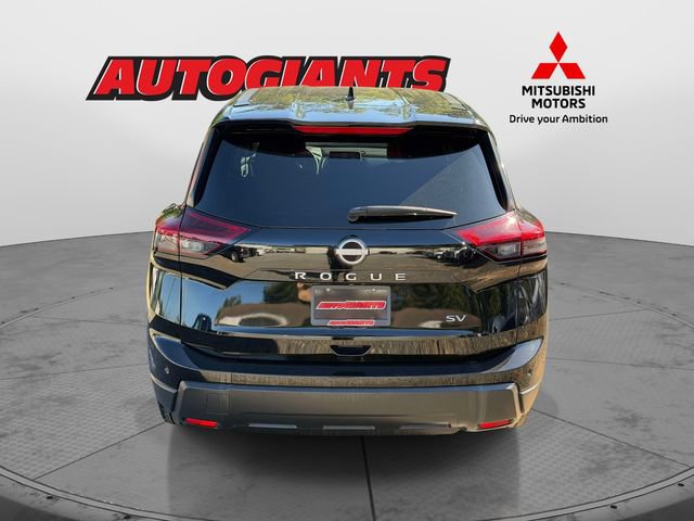Used 2024 Nissan Rogue SV FWD image 5