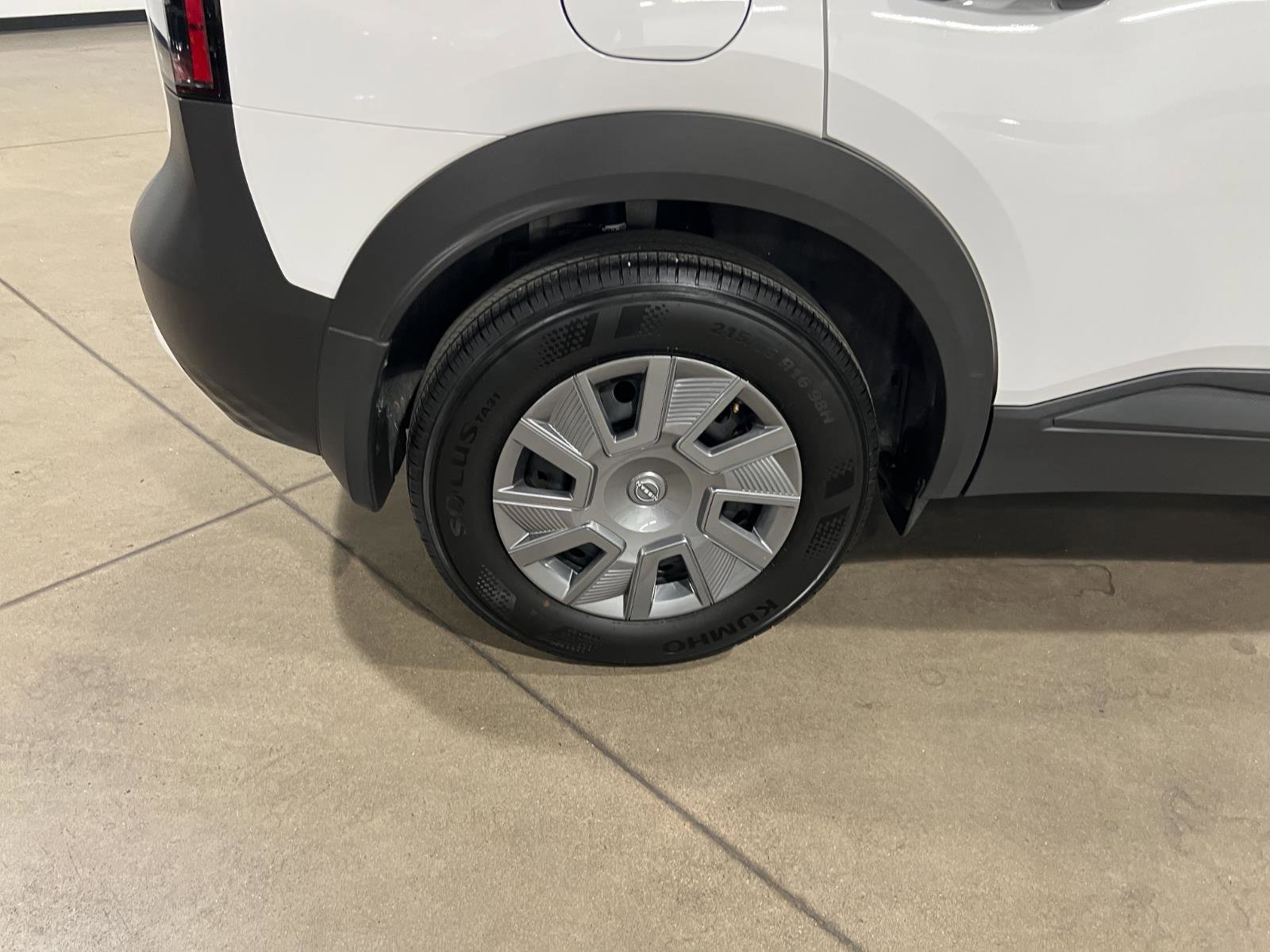 Used 2025 Nissan Kicks S image 35