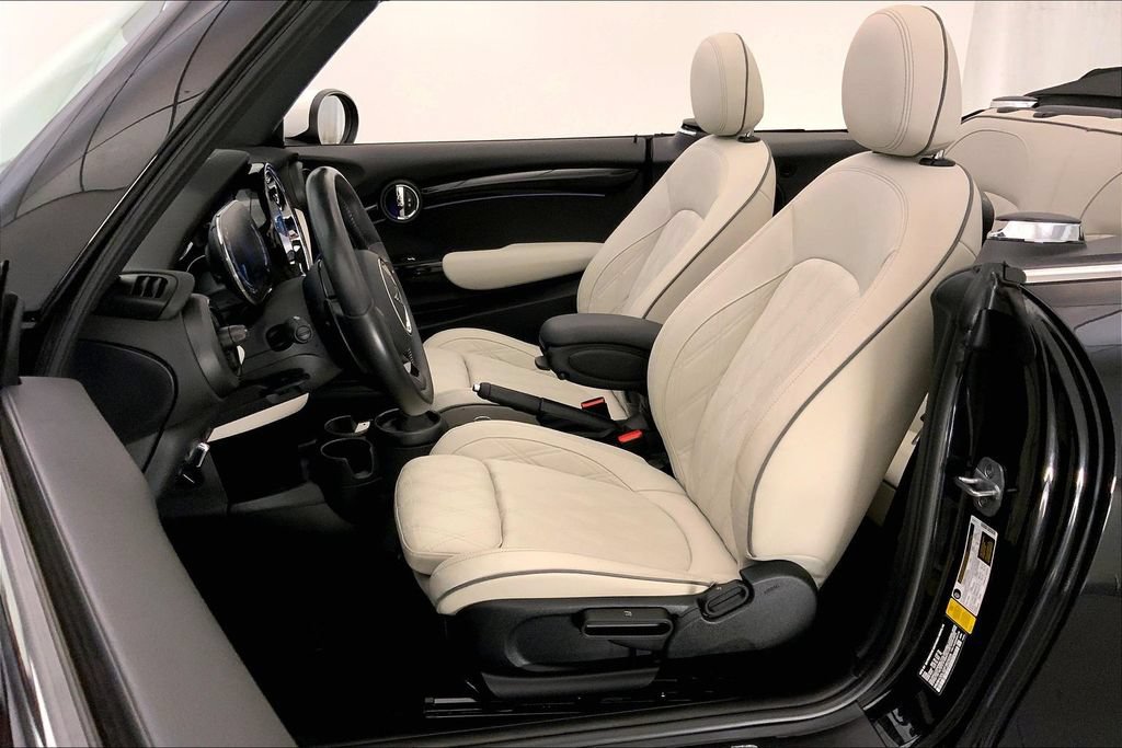 Certified 2023 MINI Cooper S w/ Signature Upholstery Package FWD image 13