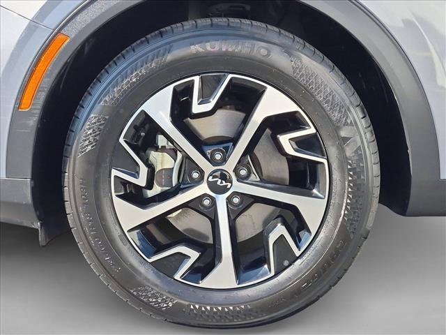 Used 2023 Kia Sportage EX FWD image 24