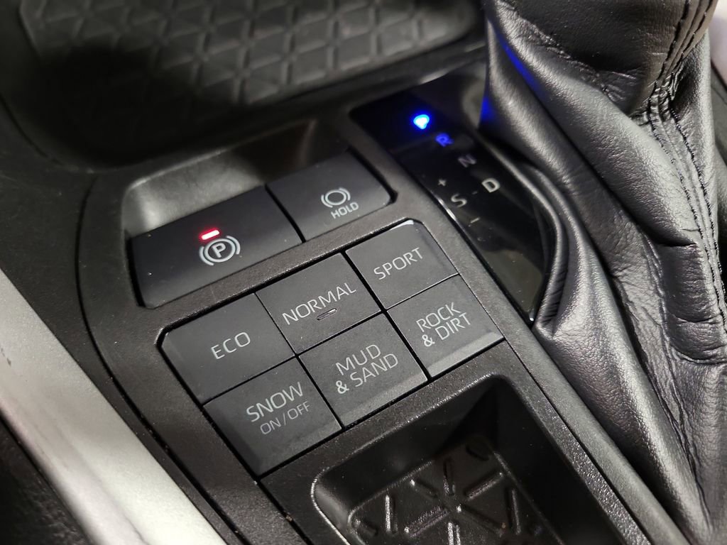 Used 2023 Toyota RAV4 XLE Premium AWD/4WD image 16