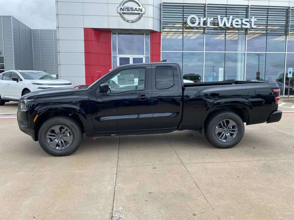 New 2025 Nissan Frontier SV image 2