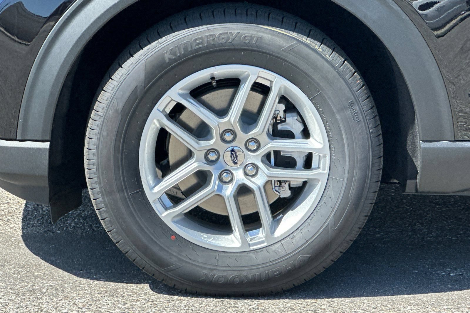 New 2026 Ford Explorer Active w/ Active Comfort Package RWD image 26